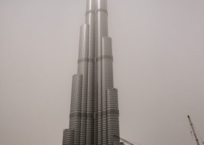 Burj Khalifa in Dubai im Sandsturm