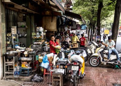 Straßenstände in Ho-Chi-Minh-City im Vietnam